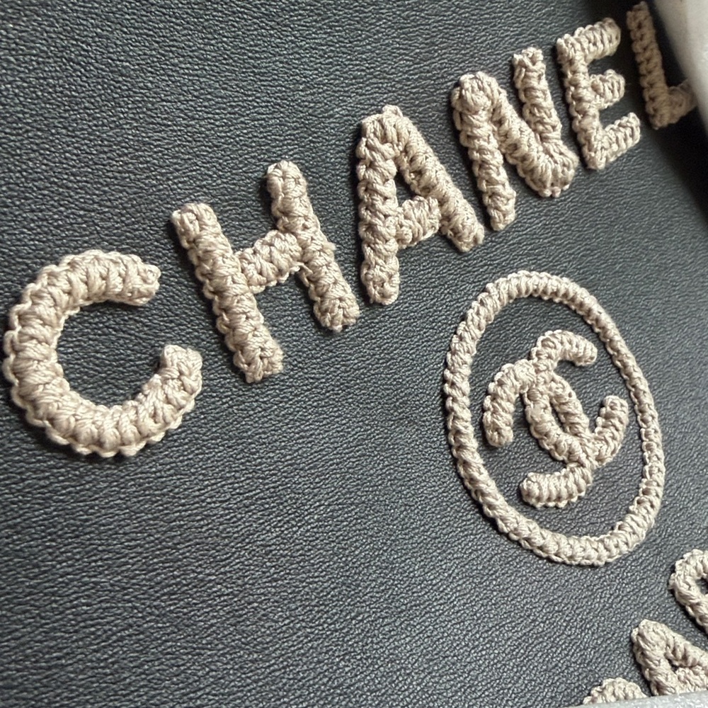 Rare Chanel Leather & Crochet Raffia Deauville Tote Bag NEW - Picture 11 of 12